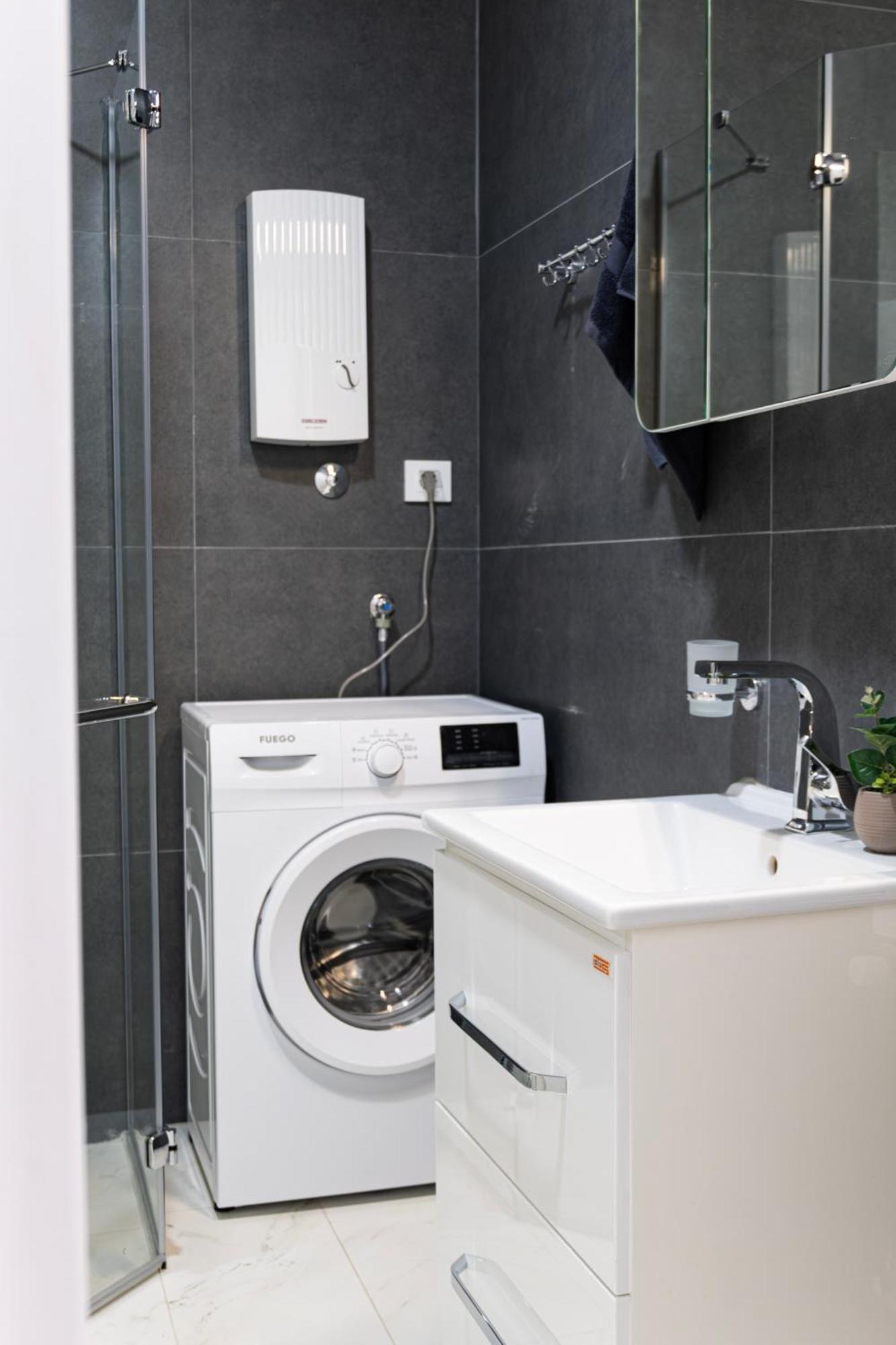 Home Art Apartments Skopje Ngoại thất bức ảnh