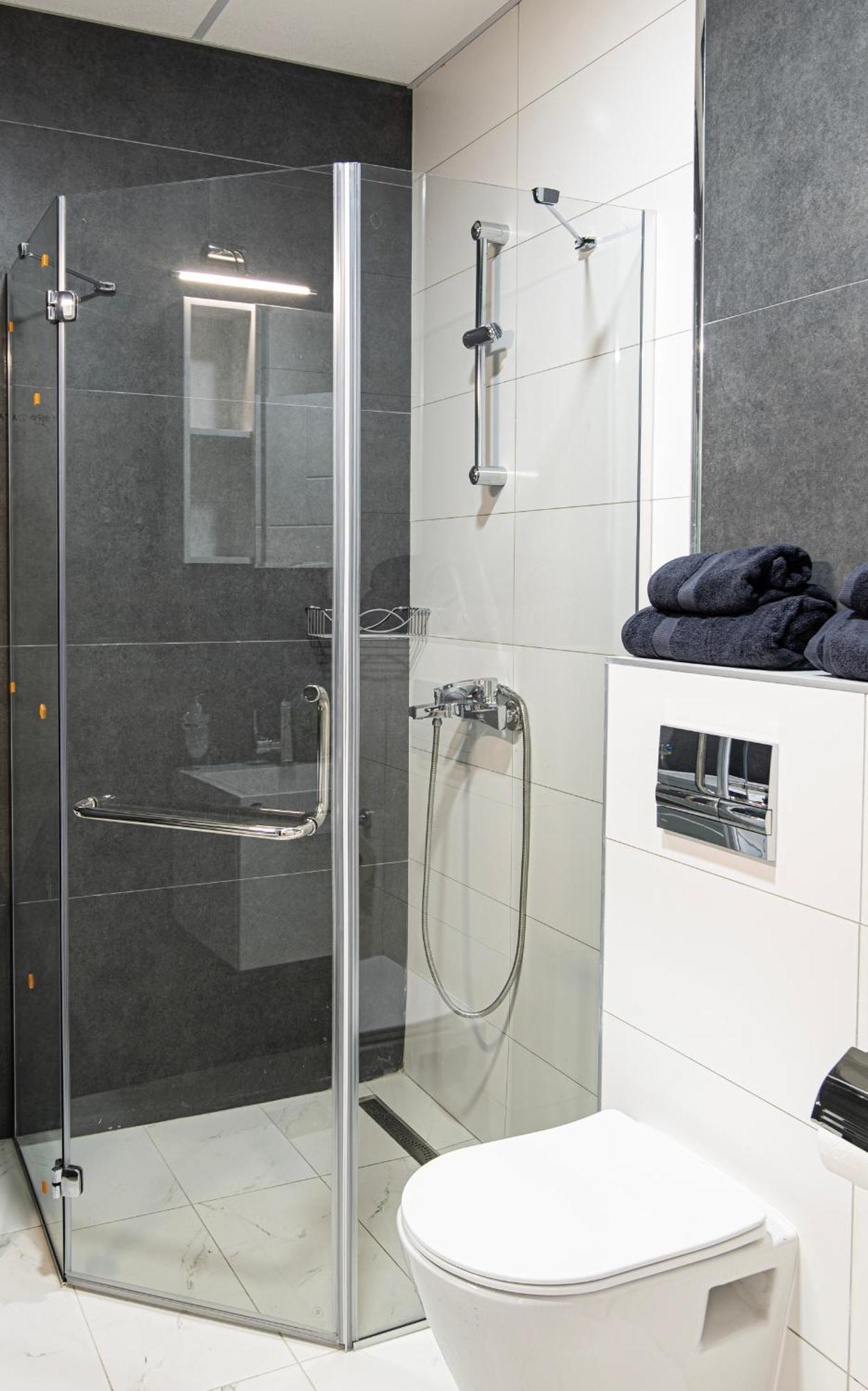Home Art Apartments Skopje Ngoại thất bức ảnh