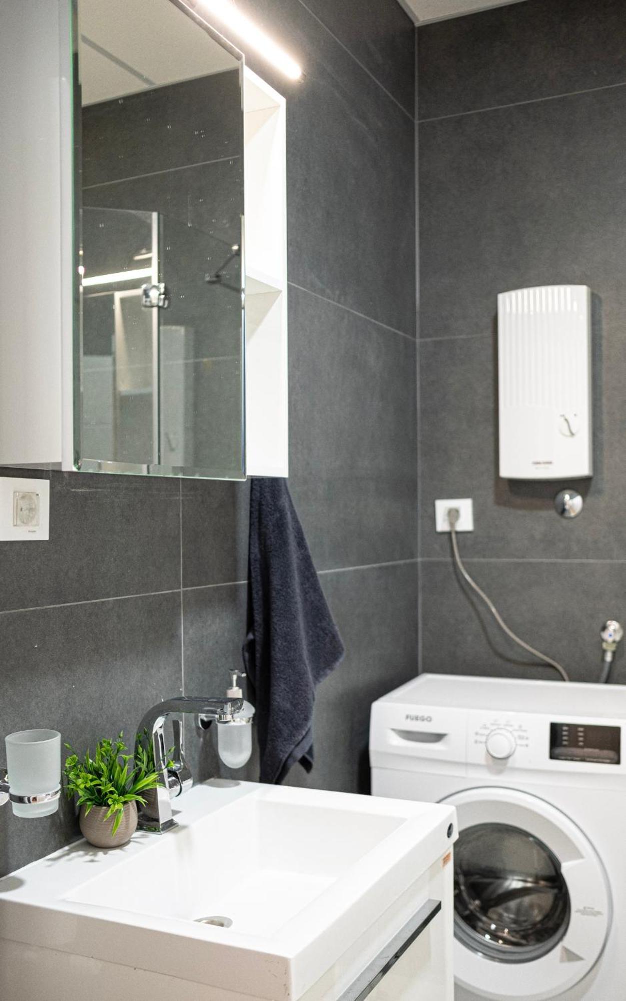Home Art Apartments Skopje Ngoại thất bức ảnh