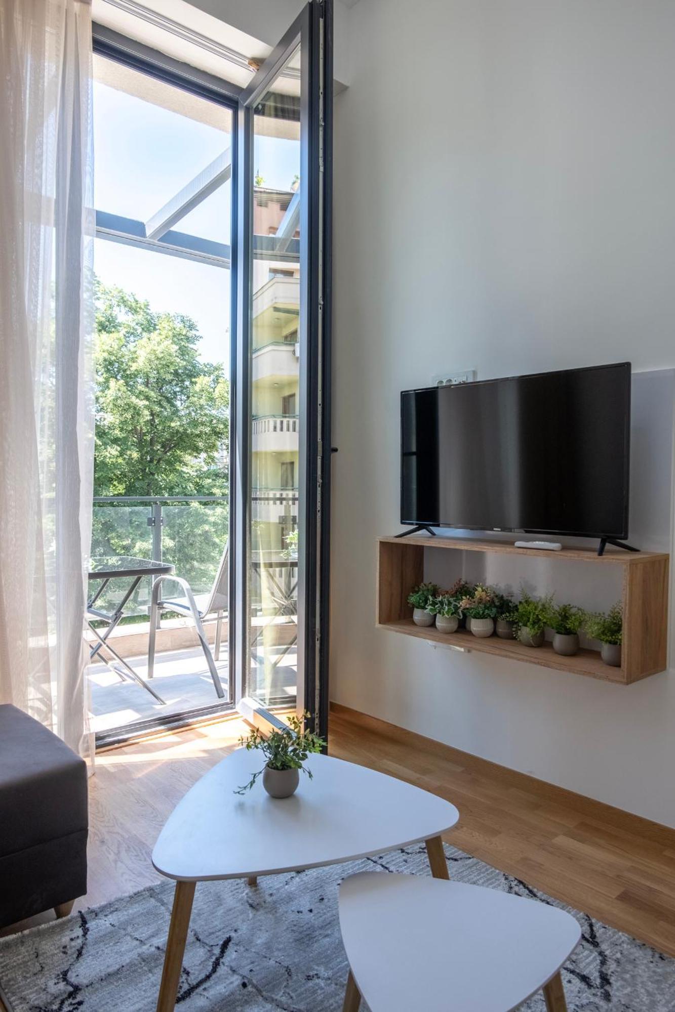 Home Art Apartments Skopje Ngoại thất bức ảnh