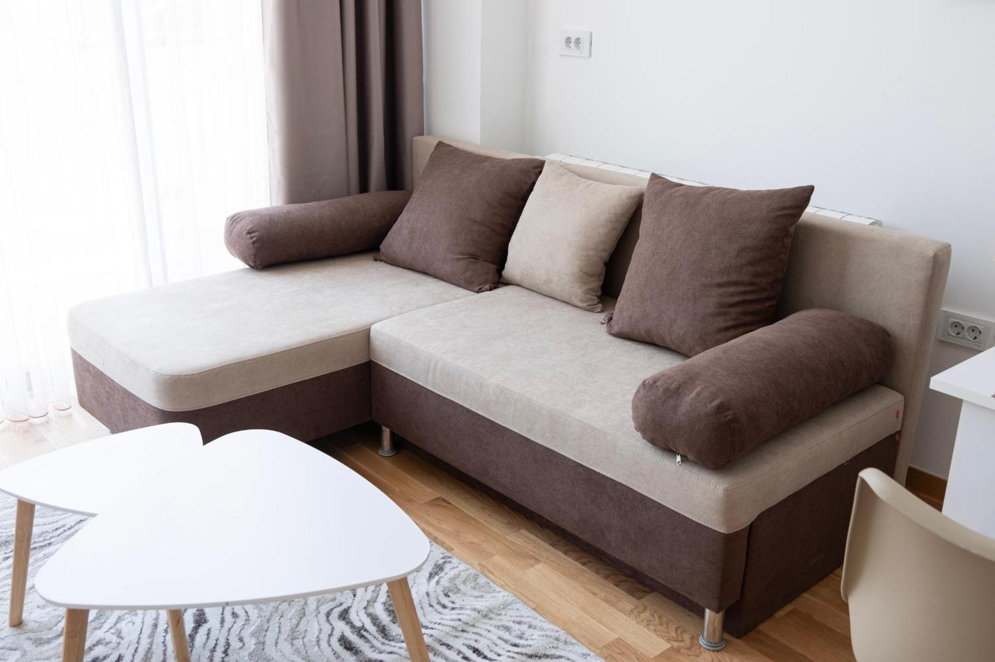 Home Art Apartments Skopje Ngoại thất bức ảnh